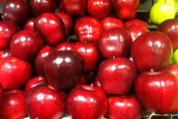 Apples Red
